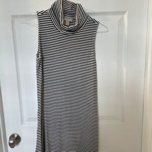 Loft Turtleneck Sleeveless Black and White Stripped Tunic Top